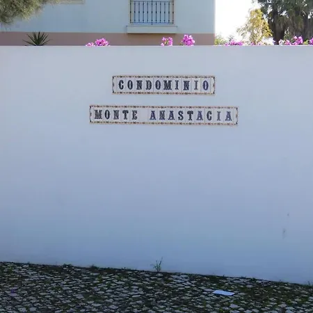 Monte Anastacia Apartment